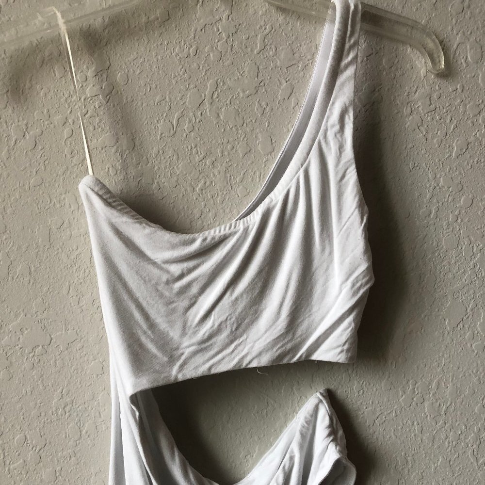 FOREVER 21 WHITE SIDE CUT OUT BODY SUIT Size Small - Picture 2 of 3